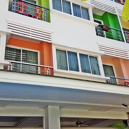 Green Harbor Hotel & Service Apartment Patong Екстер'єр фото
