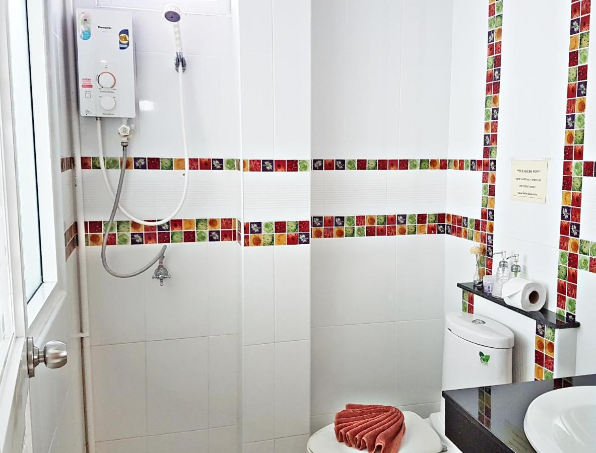 Green Harbor Hotel & Service Apartment Patong Екстер'єр фото