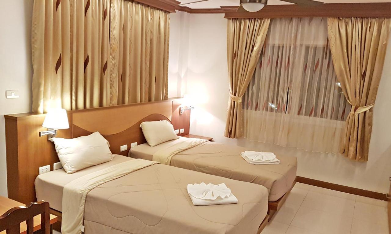 Green Harbor Hotel & Service Apartment Patong Екстер'єр фото