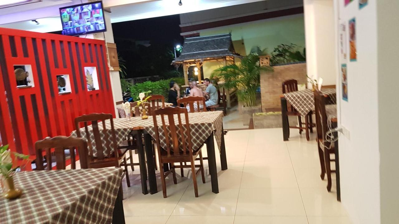Green Harbor Hotel & Service Apartment Patong Екстер'єр фото