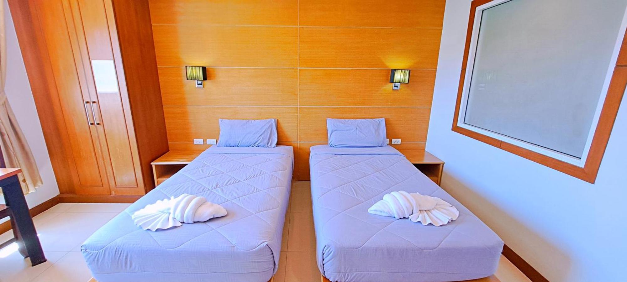 Green Harbor Hotel & Service Apartment Patong Екстер'єр фото